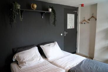Hotel Herberg, Het Wapen Van Tilburg