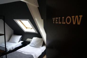 Hotel Herberg, Het Wapen Van Tilburg