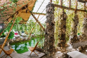 هتل Higina Spa
