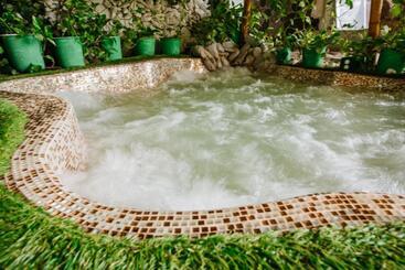 هتل Higina Spa