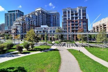 هتل Jj Furnished Apartments Downtown Toronto: King's Luxury Loft