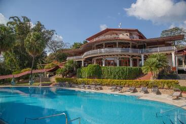 Martino Spa And Resort - Alajuela