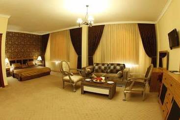 فندق Matiat