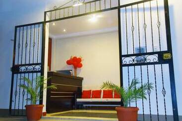 هتل Pirwa Maldonado Hostel