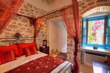 هتل Portadelmare Deluxe Suites