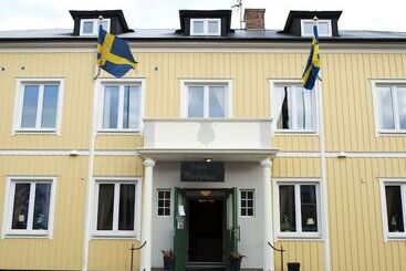 هتل Reftele Wardshus