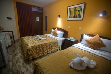 هتل Suite Plaza