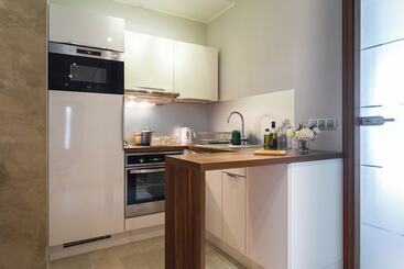 هتل Villa Velvet