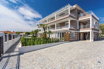 هتل Villa Velvet