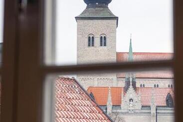 Stora Torget   Visby Lägenhetshotell