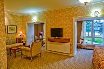 Terelj Hotel & Spa