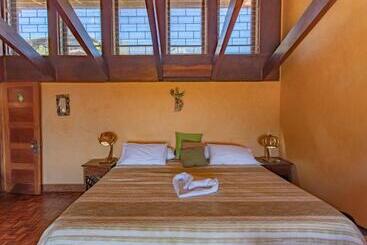 Villa Mango B&b