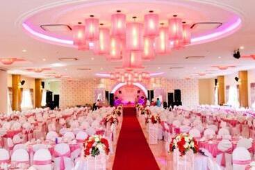 Hoa Binh  Rach Gia Resort