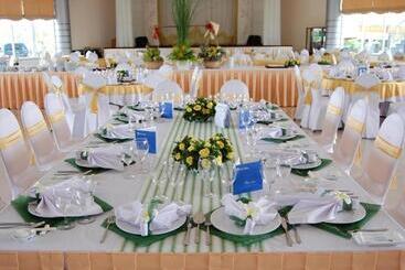 Hoa Binh  Rach Gia Resort