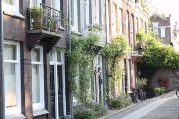 هتل Bed And Breakfast Amsterdam