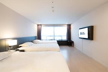 هتل Best Western Jeju