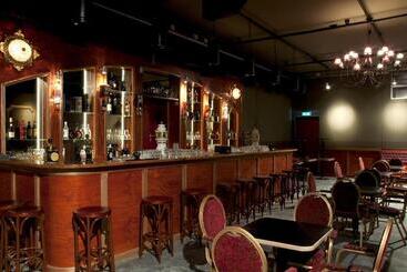 هتل Stayokay Hostel Eindhoven Blue Collar