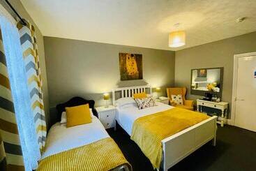 هتل Bryncelyn Guesthouse