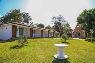 هتل Campestre Santa Lucia