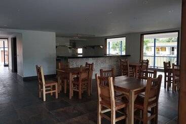 هتل Campestre Santa Lucia