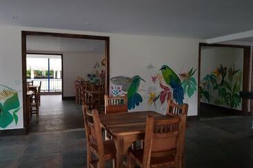 هتل Campestre Santa Lucia