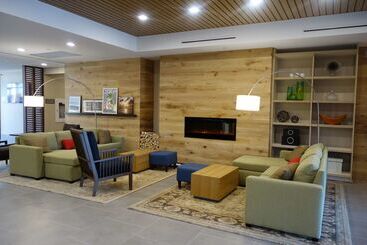 هتل Country Inn & Suites By Radisson, Belleville, On