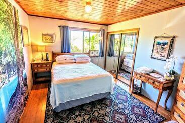 هتل Hamakua Guesthouse