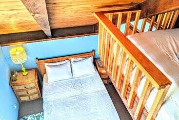 هتل Hamakua Guesthouse