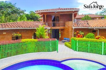 هتل Hostal San Jorge
