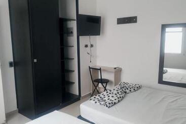 هتل Jardin De Laureles Medellin