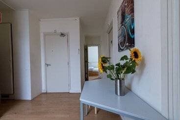 هتل Stone Hostel Utrecht