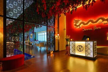 V Hotel Dubai, Curio Collection By Hilton