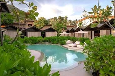 استراحتگاه The Source Herbal Detox Retreat