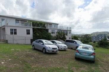 Caribbean Inn And Suites
