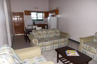 Caribbean Inn And Suites
