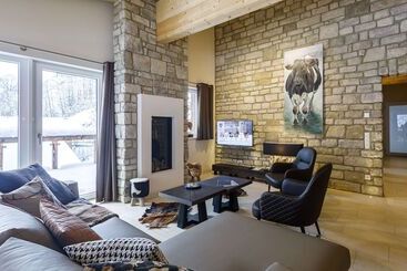 هتل Avenida Mountain Lodges Saalbach