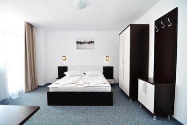 هتل Babylonia Resort