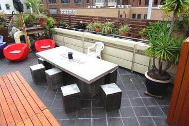 호텔 Big Backpackers Hostel