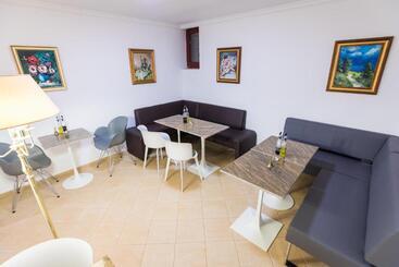 هتل Casa David