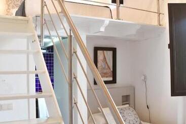 호텔 Hostal Casa Alborada