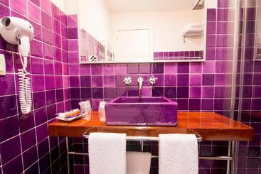 호텔 Hostal Casa Alborada