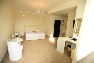 هتل La Rocca Boutique