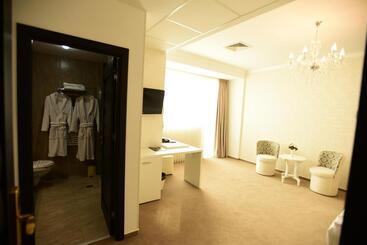 هتل La Rocca Boutique