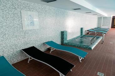 هتل Leon & Spa