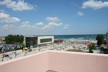 هتل Mihaela