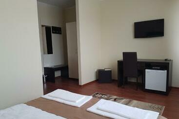 בית מלון כפרי New