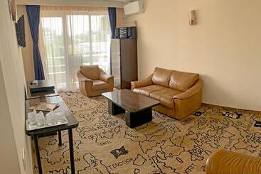 هتل Pirates Resort