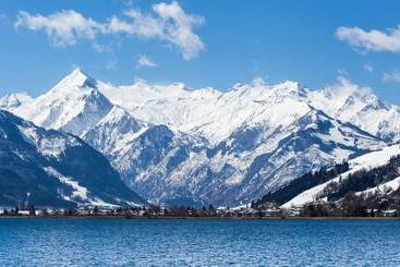 هتل Ski And Golf Resort Zell Am See