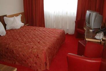 בית מלון כפרי Sud