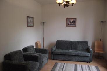 هتل Villa Carmelita